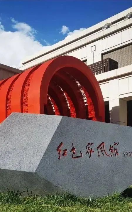 045a6cdfd413d47638ef8b0598225738.jpg 640.jpg