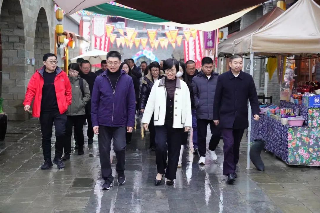 56d423dd62b6b6883e3bf0a447305251.jpg 50.jpg